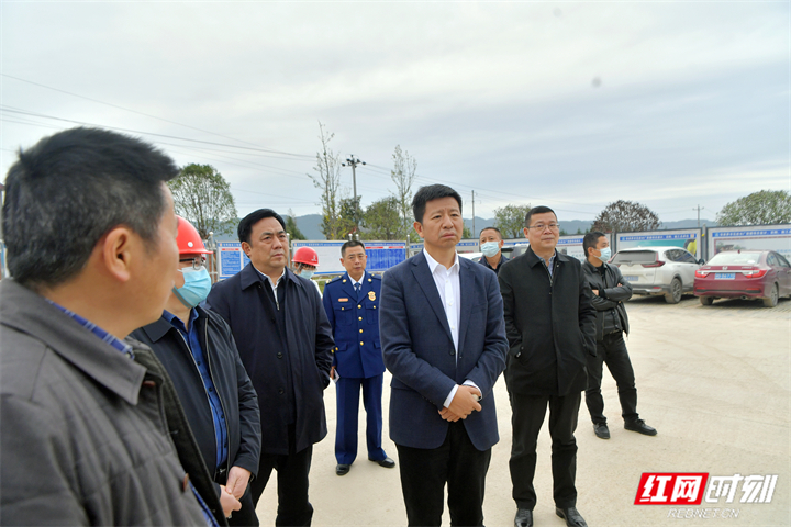 王洪斌调研市政项目建设工作_时政_张家界站
