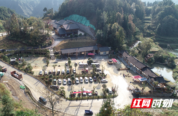 图集丨十八洞村基建扶贫绘制乡村新画卷