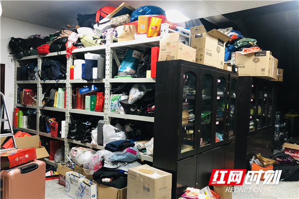 趣调查①快去领你去过高铁站失物招领处吗东西多到超乎想象