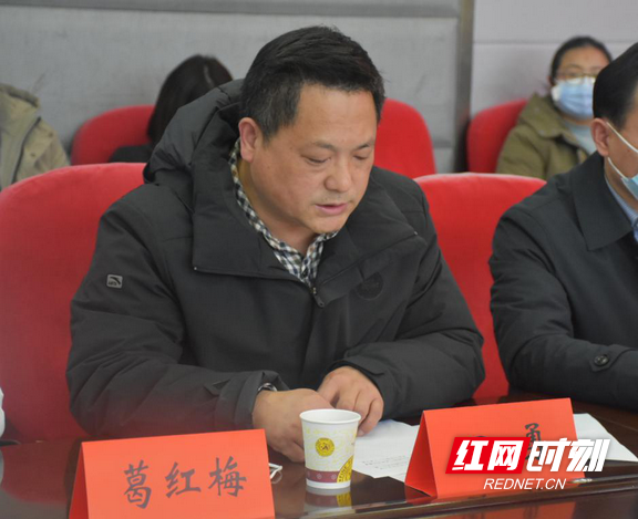 湘西州爱心企业向州教体系统捐赠26万只口罩