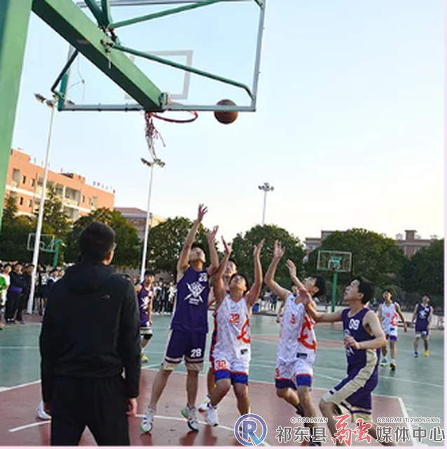 祁东成章学校举办体育文化月活动