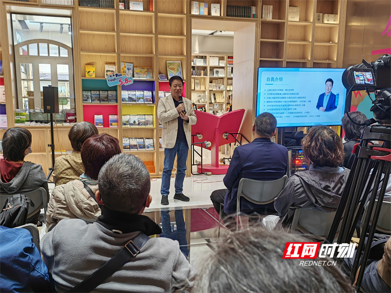 何裕民教授分享.jpg 何裕民教授分享.jpg