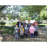 县发改局:开展慰问“留守儿童”活动