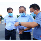 县领导督导检查疫情防控工作