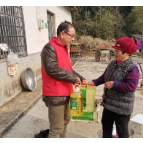 维新镇：服务下沉办实事 上门慰问暖民心