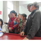 所街乡：面对面手把手，电子医保卡得“苏醒”