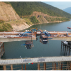 炉慈高速公路TJ4标全线首座连续刚构顺利合龙