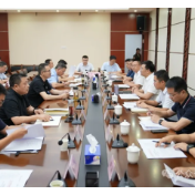 李长春带队赴五峰县交流对接项目建设