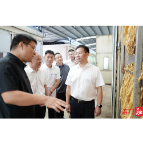 李长春到乡镇督导当前重点工作