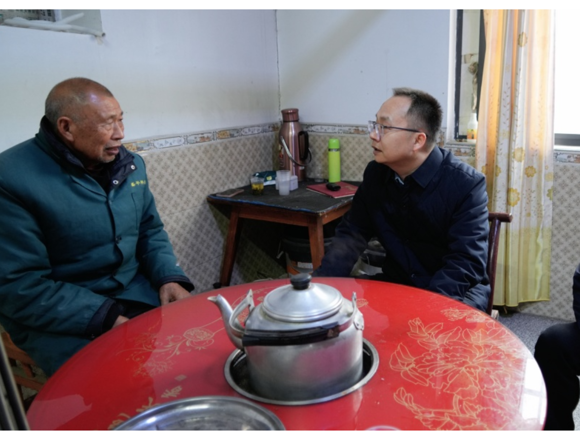 张世田开展走访慰问活动