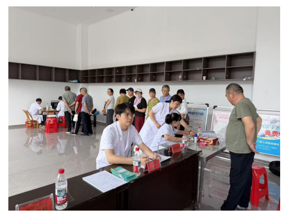 永兴街道永固社区：义诊筛查进社区 健康服务暖民心