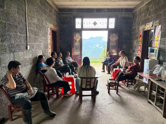 灾后重建进行时 | 壶瓶山镇：以奖代补聚民心 同心共建畅通路