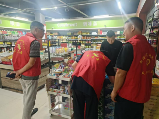 太平镇：开展消防安全夜间巡查行动