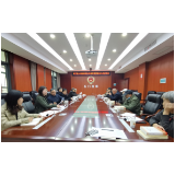 县检察院召开队伍教育整顿退休干部座谈会