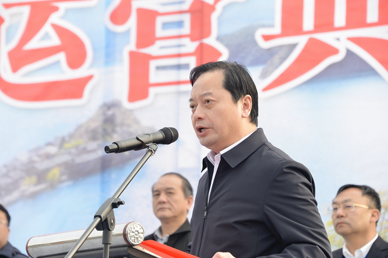 主持庆典仪式_副本.jpg