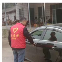 维新镇：开展道路交通安全文明劝导志愿服务活动