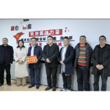 县领导走访慰问一线新闻工作者