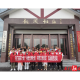 石门审计志愿者走进社区服务文明创建