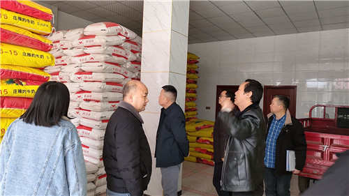 图1执法检查.jpg 图1执法检查.jpg