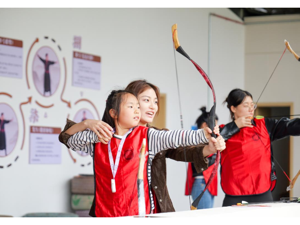 石门高新区联合团县委开展团建联建活动