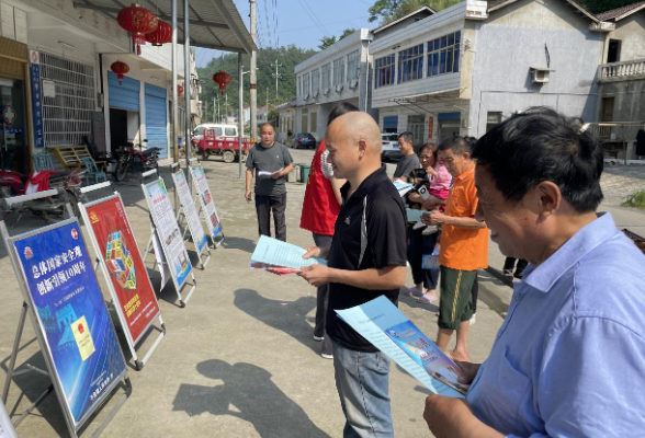 子良镇：开展农村法治宣传教育暨民法典宣传月系列活动
