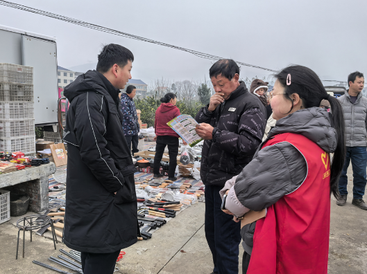 二都街道：政策宣传“零距离”惠民政策暖人心