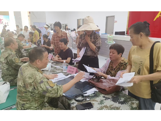 永兴街道永固社区：军医义诊进社区 暖心服务护民生