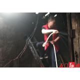 新关镇：突发火灾遇险情 志愿救援显担当