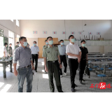 李邦哲到我县调研“八一爱民学校”援建工作