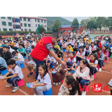 新铺镇：共画未成年人保护同心圆