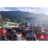 常德石门：吴嗲嗲喜笑颜开为“舅舅”喝彩