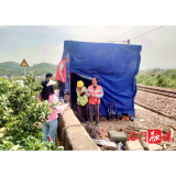 石门城管：开展铁路沿线安全隐患专项整治
