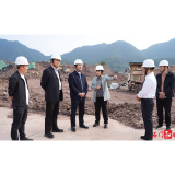 李长春调研重点企业和项目建设