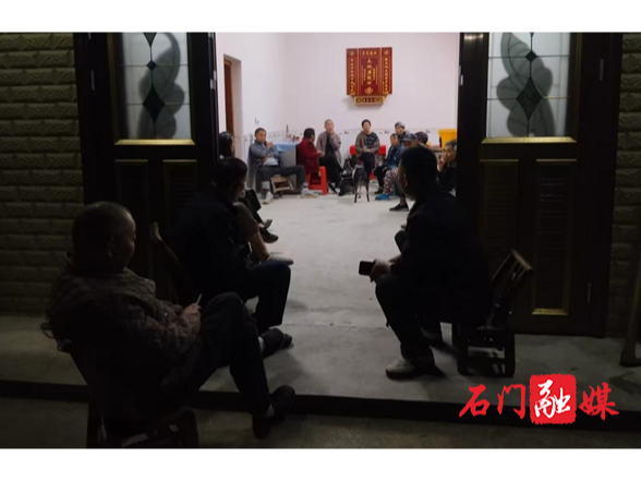 磨市镇：屋场会上听民声 河堤修到心坎上