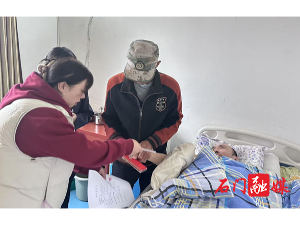 楚江街道闫家溶社区：打通便民服务“最后一公里”