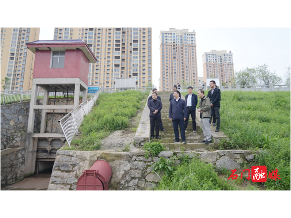 李长春调研当前重点工作