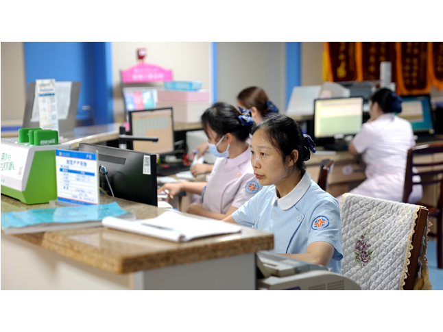 生育新政正式实施 石门首位分娩“零自付”产妇顺利出院