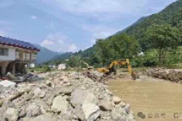 茶乡不倒——记石门县杨家坪村党支部书记卞兴红带领群众灾后重建