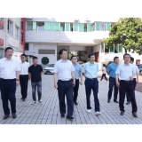 丁克刚督导自建房安全整治、城市更新提质、文明城市创建工作