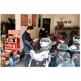 夹山镇：扼牢源头，突击检查电动车销售点