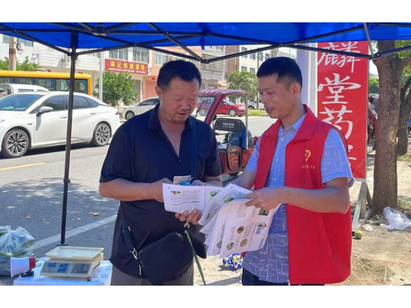 易家渡镇：开展秸秆禁烧宣传专项行动