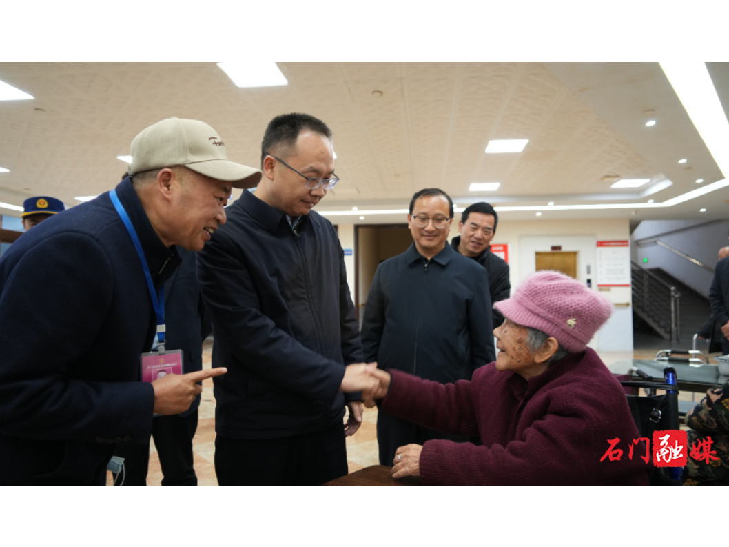 张世田深入车站、超市、养老机构检查安全生产工作