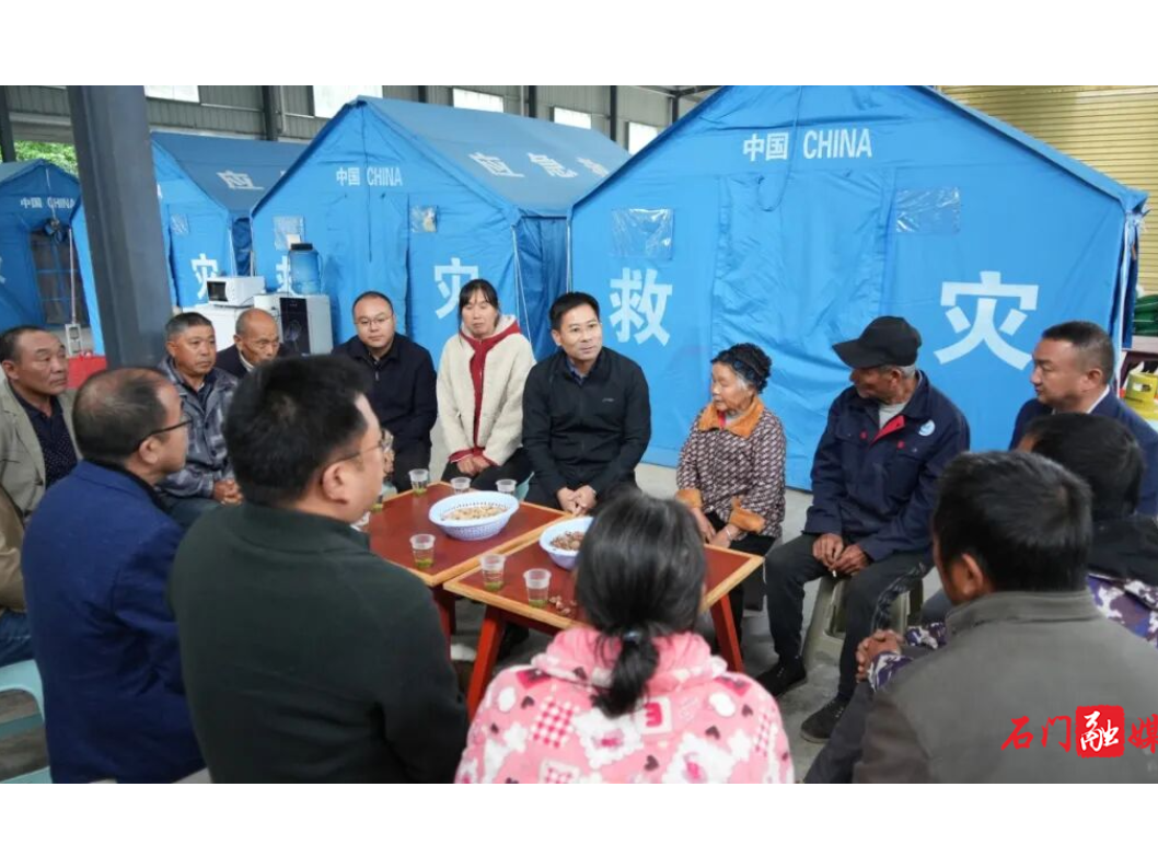 李长春督导灾后重建工作