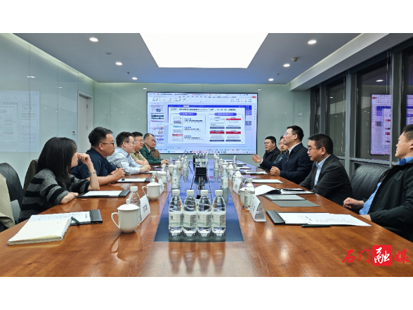 李长春赴北京开展招商考察