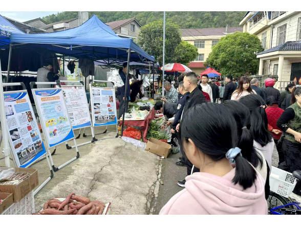 新铺镇：国安宣传“赶大集” 普法禁毒入民心