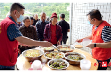 【防汛抗灾进行时】皂市镇：烟火伴乐声 干群同心筑牢暖心安置港湾