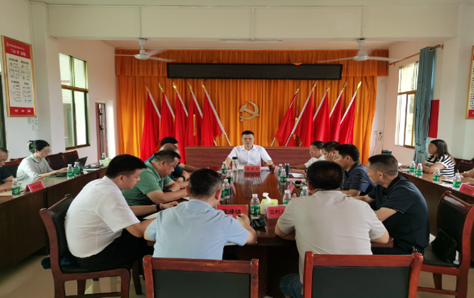 巫初华调研巩固拓展脱贫攻坚成果同乡村振兴有效衔接工作