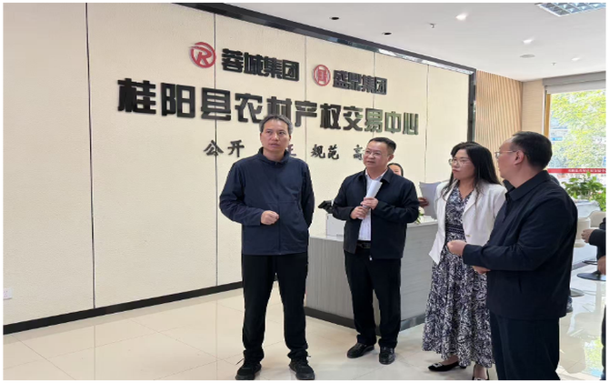 李富春调研督导群腐整治及省生态环保督察典型案例、溶洞污染整治工作