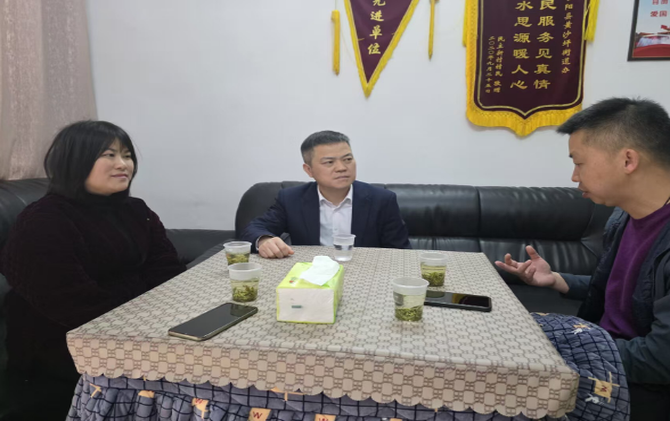 巫初华调研值班值守、防汛备汛、基层治理等当前重点工作