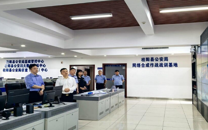 巫初华督导检查“五一”期间道路交通安全、防汛备汛等工作